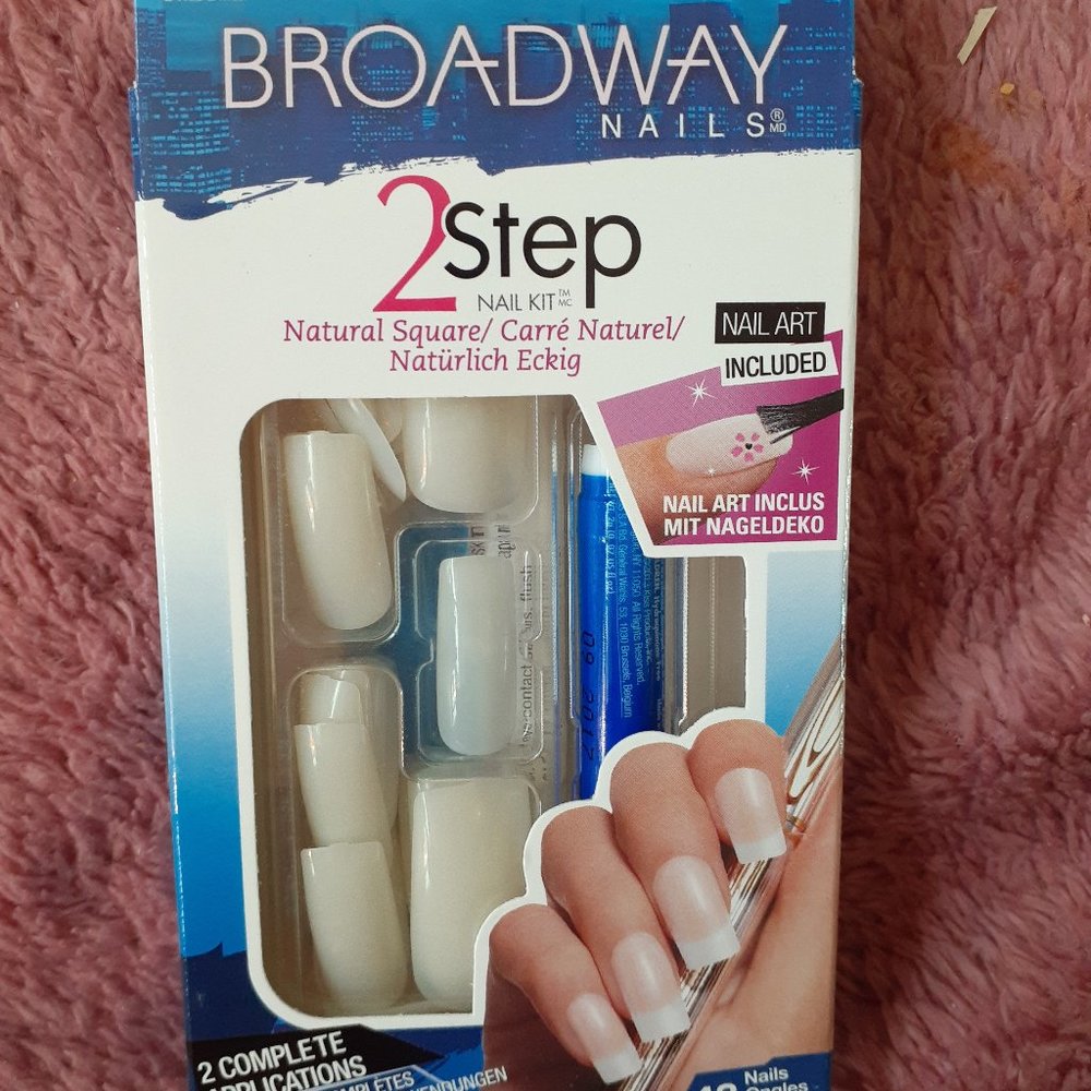 Brand New Broadway Long 2-Step Nail Kit